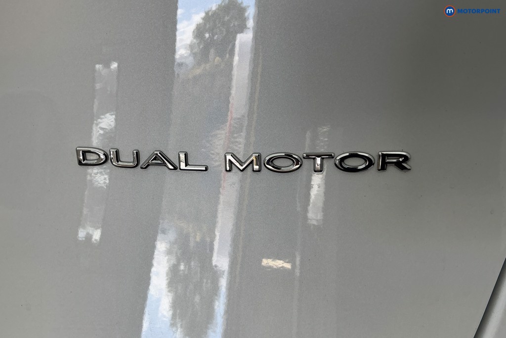 Tesla Model Y Long Range Automatic Electric SUV - Stock Number (1676602) - 33rd supplementary image