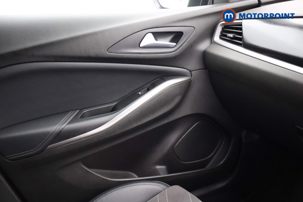 Vauxhall Grandland Ultimate Manual Petrol SUV - Stock Number (1676770) - 12th supplementary image