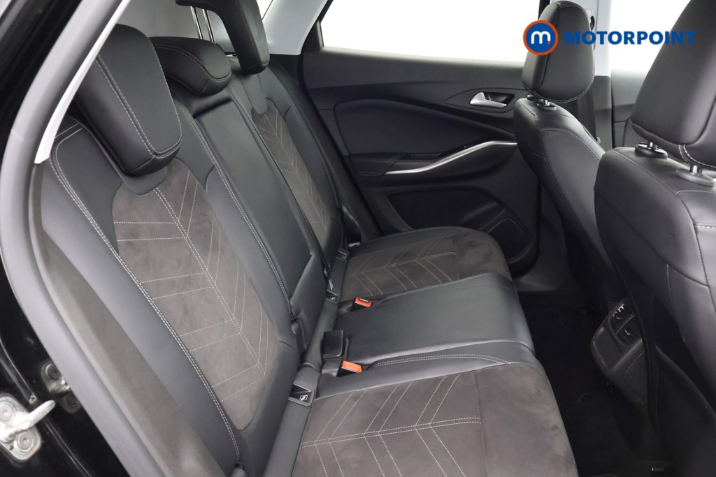 Vauxhall Grandland Ultimate Manual Petrol SUV - Stock Number (1676770) - 17th supplementary image