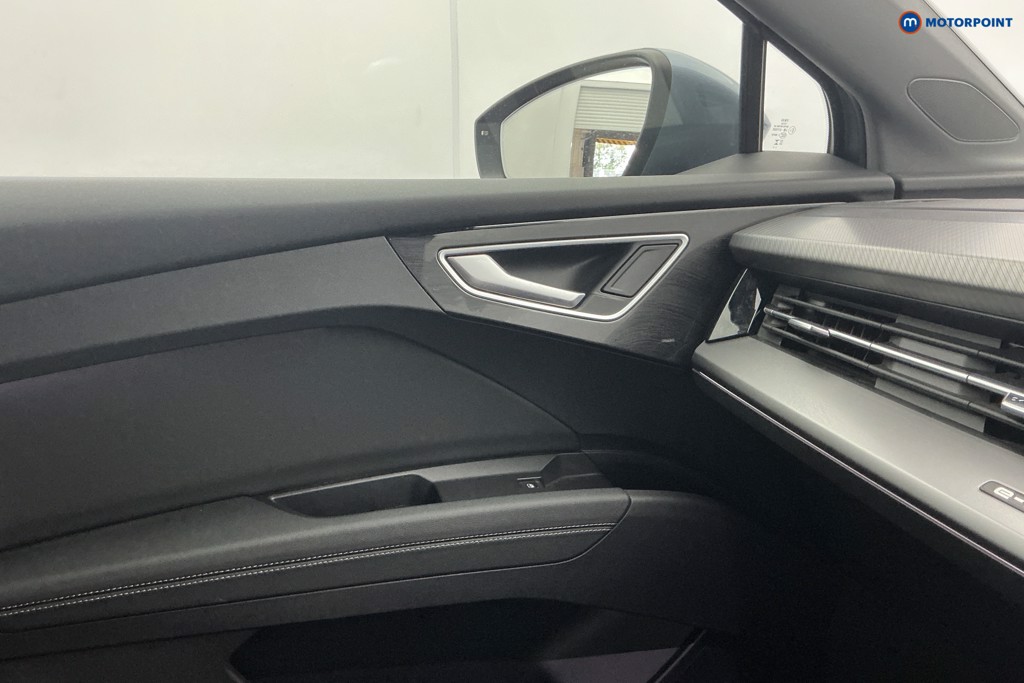 Audi Q4 Sport Automatic Electric SUV - Stock Number (1676838) - 20th supplementary image