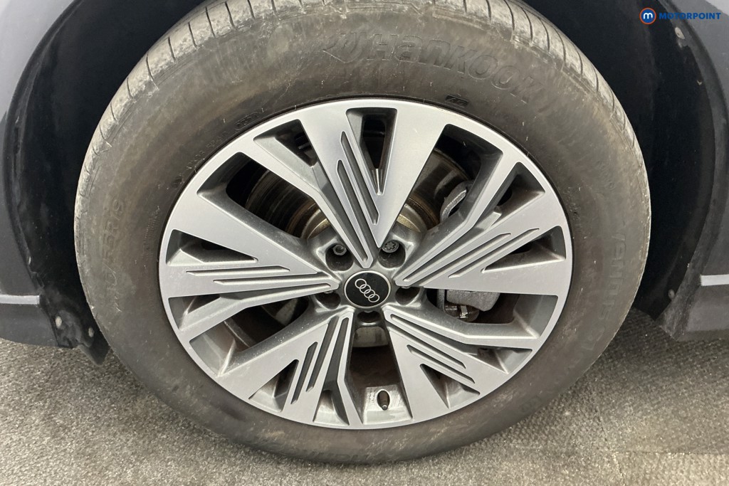 Audi Q4 Sport Automatic Electric SUV - Stock Number (1676838) - 37th supplementary image