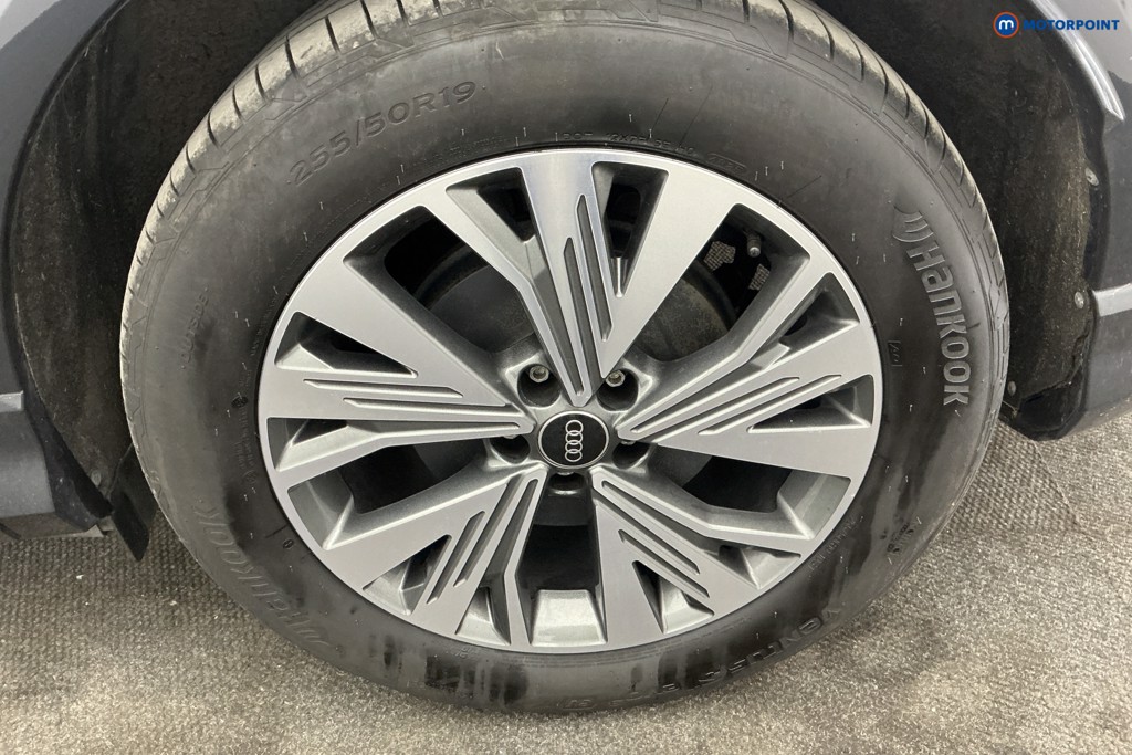 Audi Q4 Sport Automatic Electric SUV - Stock Number (1676838) - 38th supplementary image