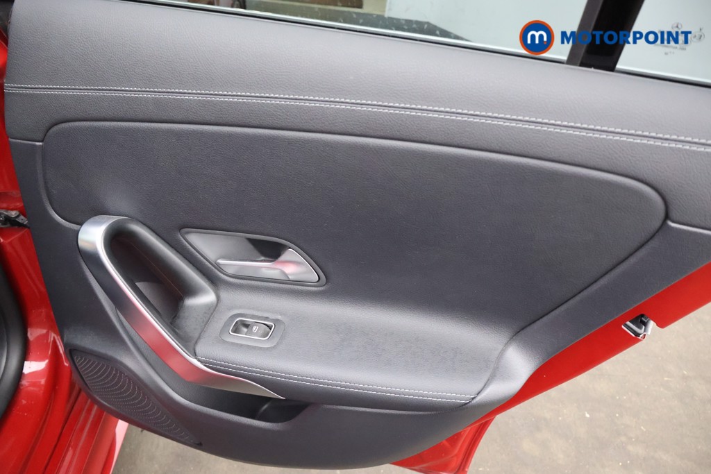Mercedes-Benz CLA Amg Line Automatic Petrol Estate - Stock Number (1676920) - 21st supplementary image