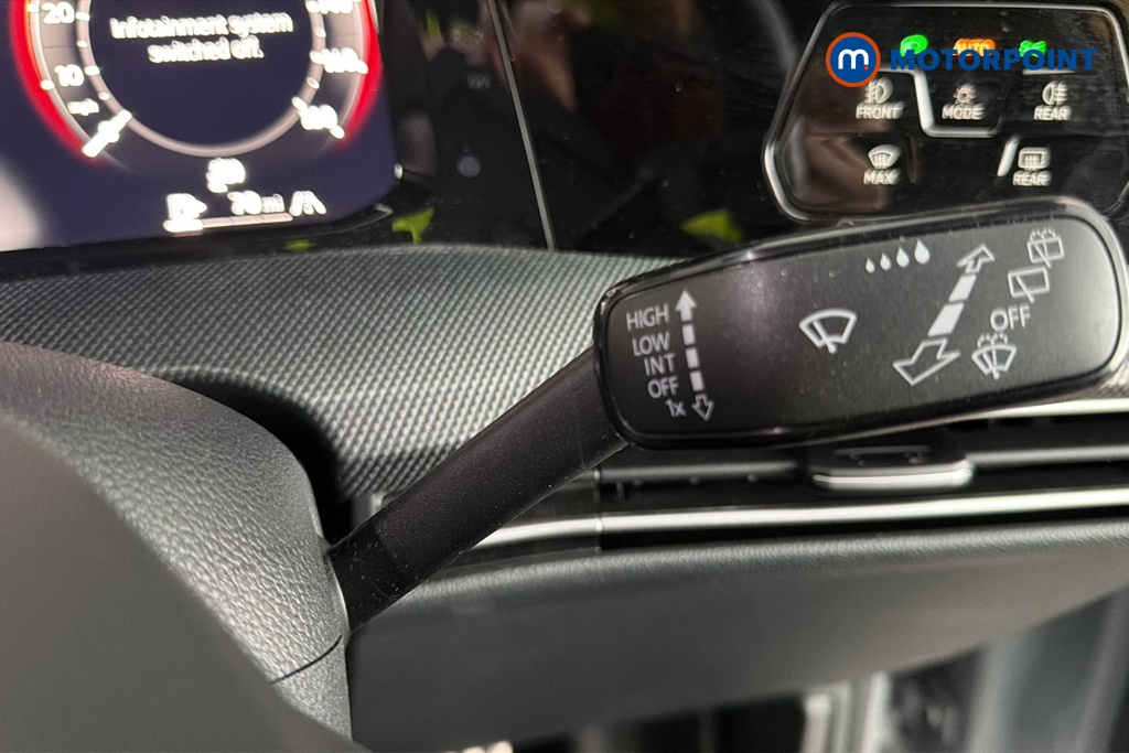 Volkswagen Golf GTI Automatic Petrol Hatchback - Stock Number (1677001) - 6th supplementary image