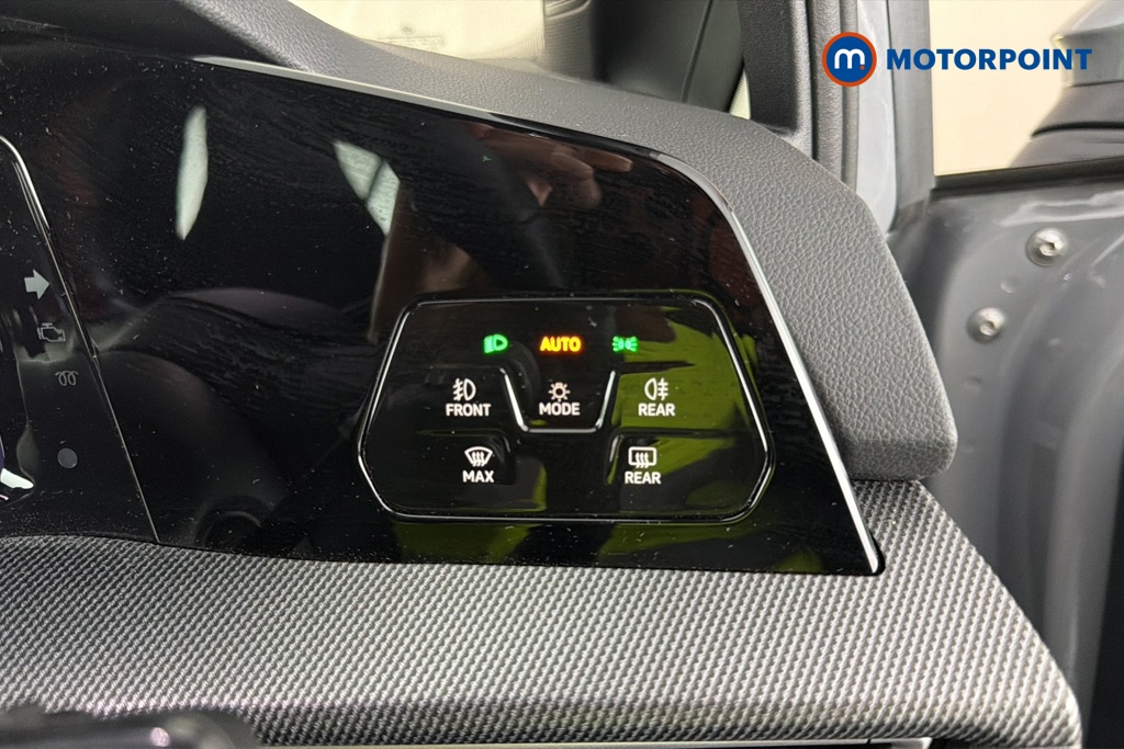 Volkswagen Golf GTI Automatic Petrol Hatchback - Stock Number (1677001) - 11th supplementary image