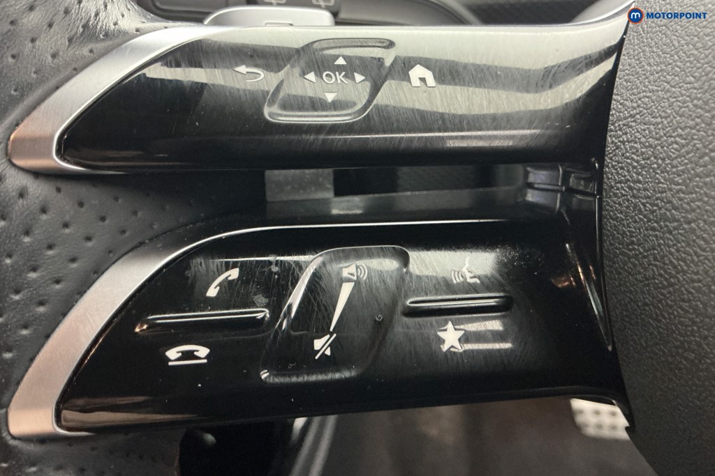 Mercedes-Benz A Class Amg Line Automatic Petrol Hatchback - Stock Number (1677079) - 21st supplementary image