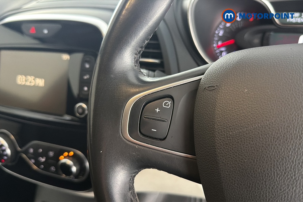 Renault Captur Gt Line Automatic Diesel SUV - Stock Number (1677152) - 4th supplementary image