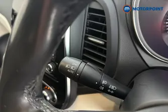 Renault Captur Gt Line Automatic Diesel SUV - Stock Number (1677152) - 5th supplementary image