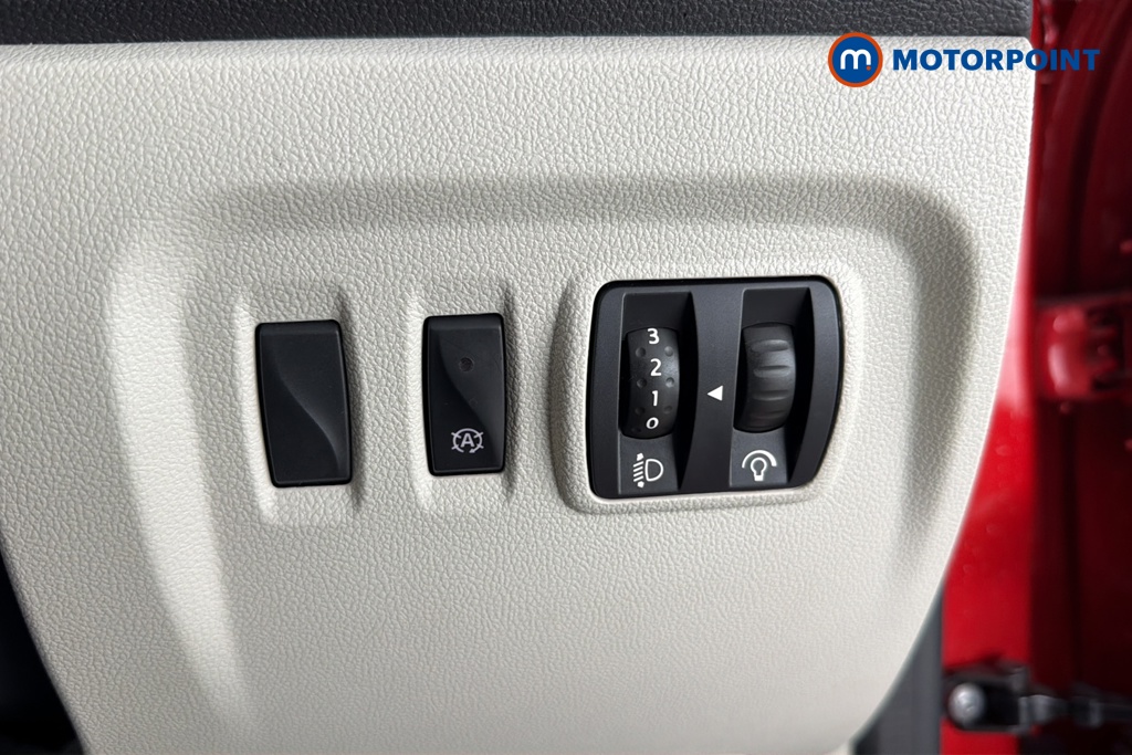 Renault Captur Gt Line Automatic Diesel SUV - Stock Number (1677152) - 11th supplementary image