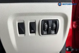 Renault Captur Gt Line Automatic Diesel SUV - Stock Number (1677152) - 11th supplementary image