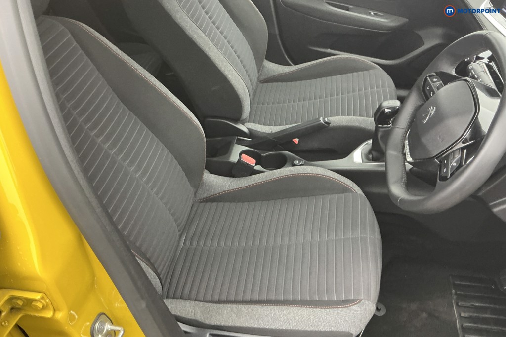 Peugeot 208 Active Premium -Plus Manual Petrol Hatchback - Stock Number (1677210) - 5th supplementary image