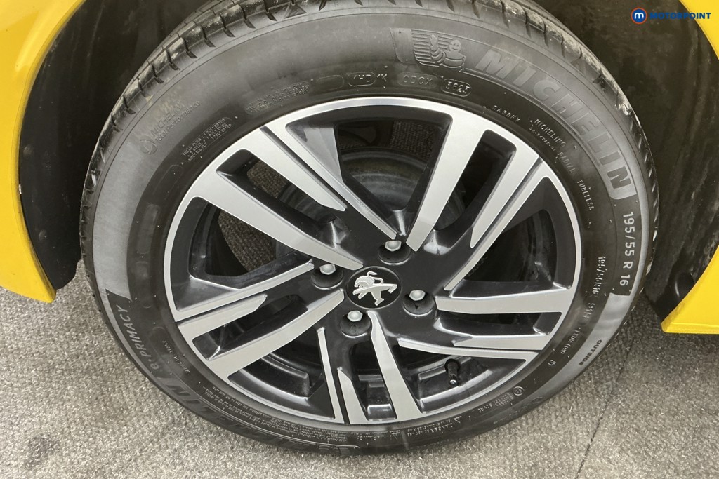 Peugeot 208 Active Premium -Plus Manual Petrol Hatchback - Stock Number (1677210) - 33rd supplementary image