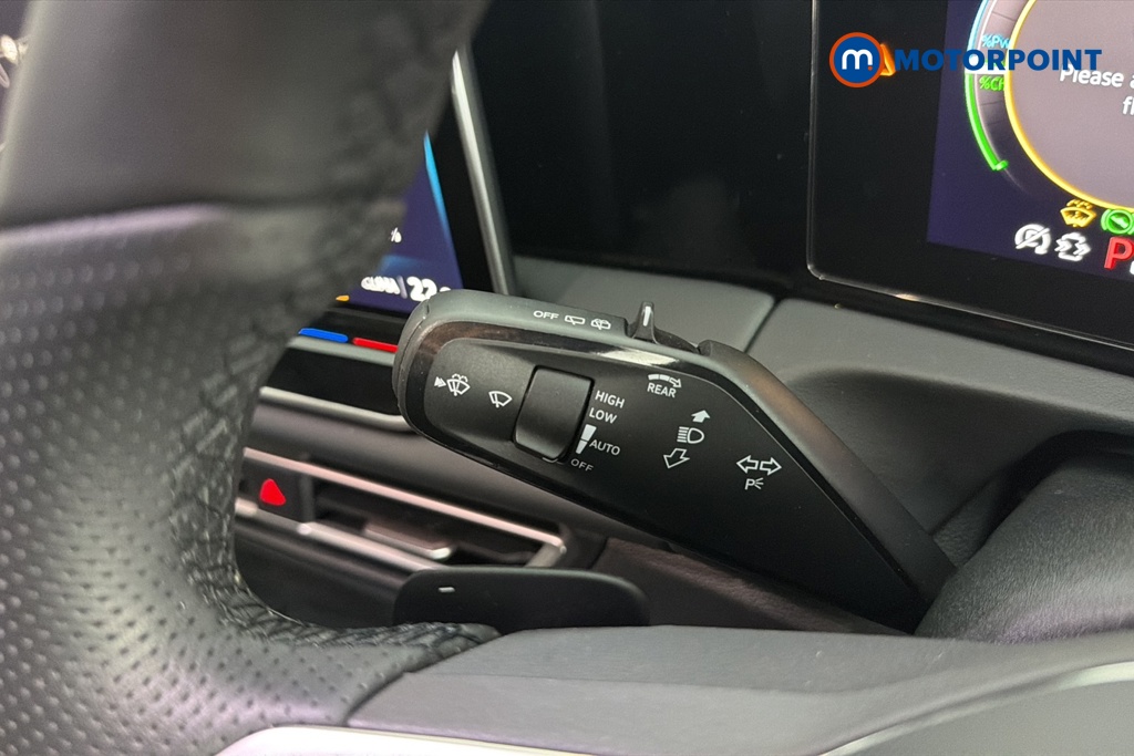 Volkswagen Tiguan R-Line Automatic Petrol Plug-In Hybrid SUV - Stock Number (1677284) - 5th supplementary image