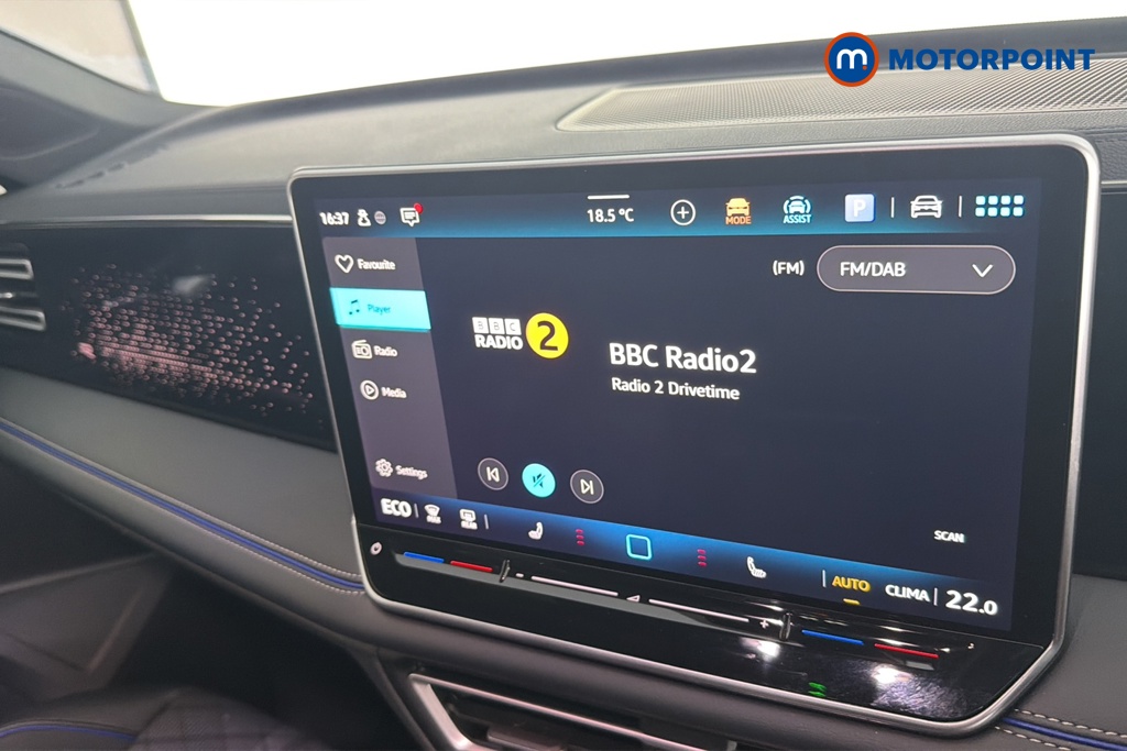 Volkswagen Tiguan R-Line Automatic Petrol Plug-In Hybrid SUV - Stock Number (1677284) - 8th supplementary image