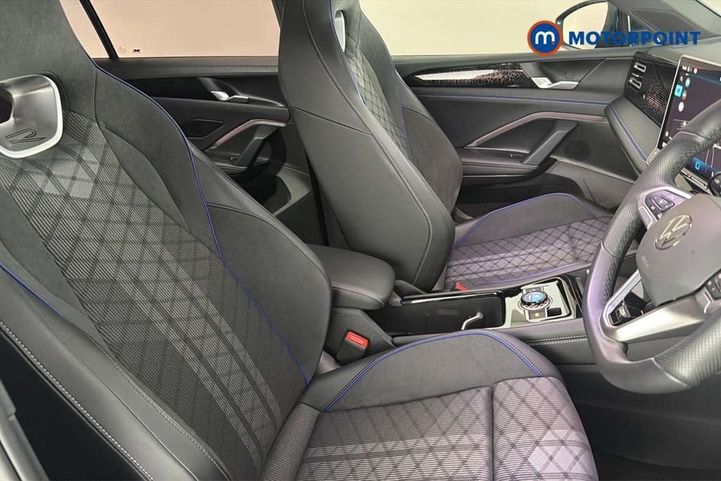 Volkswagen Tiguan R-Line Automatic Petrol Plug-In Hybrid SUV - Stock Number (1677284) - 22nd supplementary image