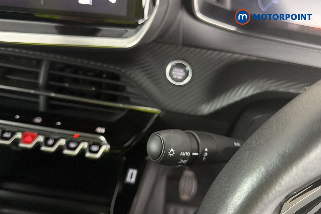 Peugeot 2008 Allure Manual Petrol SUV - Stock Number (1677407) - 5th supplementary image
