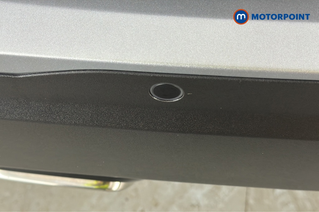 Peugeot 2008 Allure Manual Petrol SUV - Stock Number (1677407) - 39th supplementary image