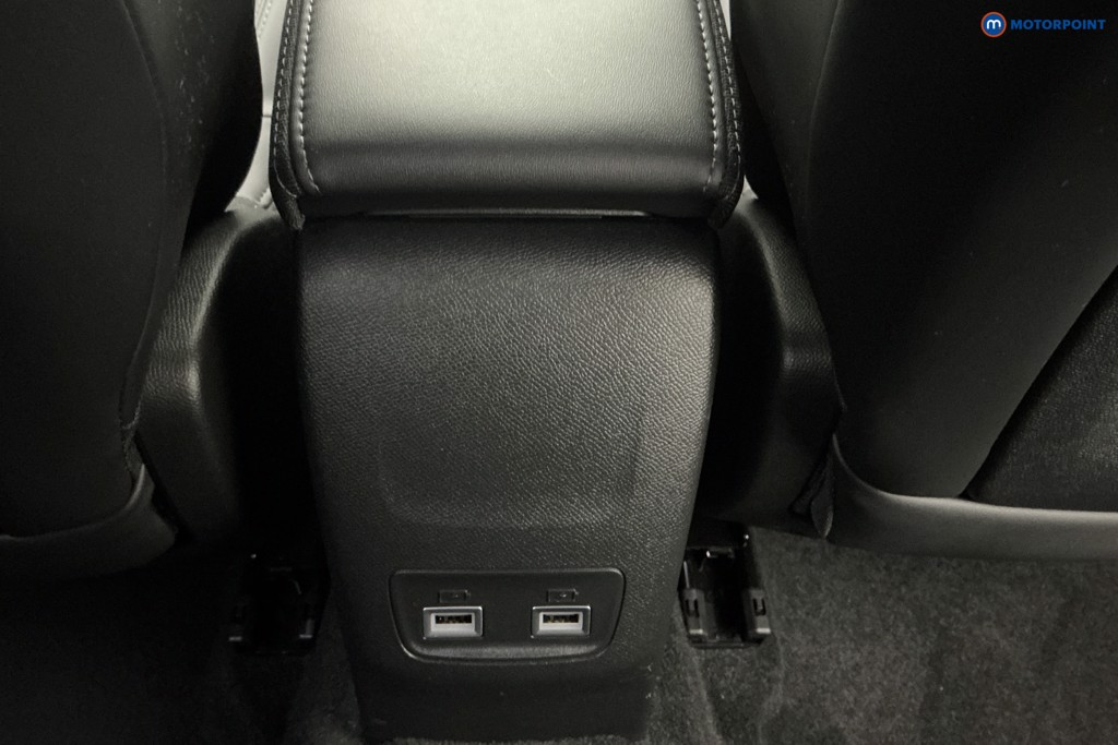 Peugeot 2008 GT Manual Petrol SUV - Stock Number (1677485) - 10th supplementary image