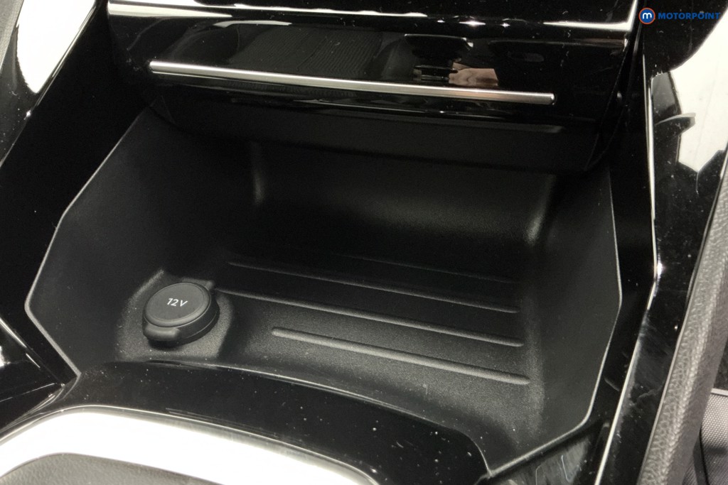 Peugeot 2008 GT Manual Petrol SUV - Stock Number (1677485) - 16th supplementary image