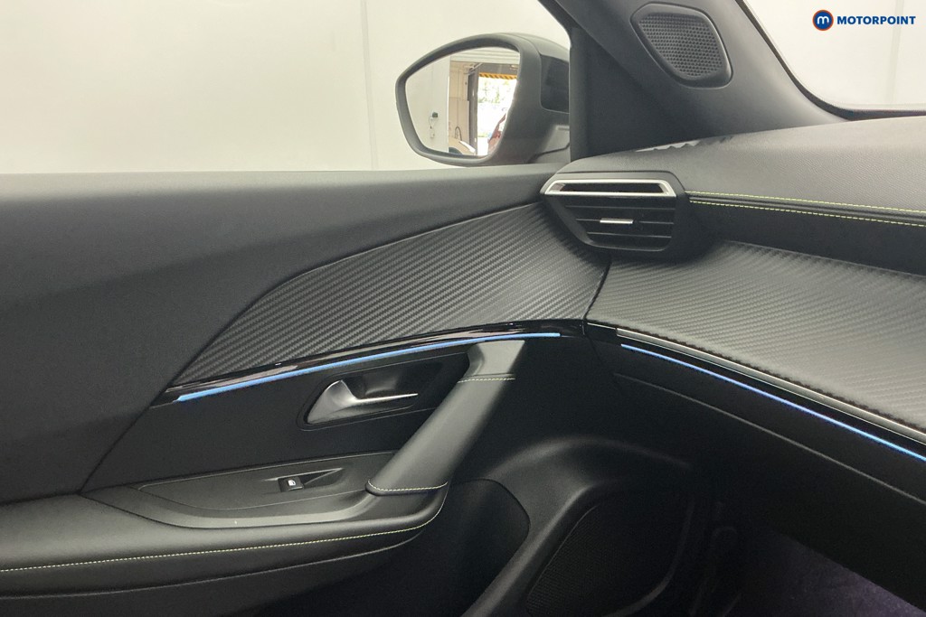 Peugeot 2008 GT Manual Petrol SUV - Stock Number (1677485) - 20th supplementary image