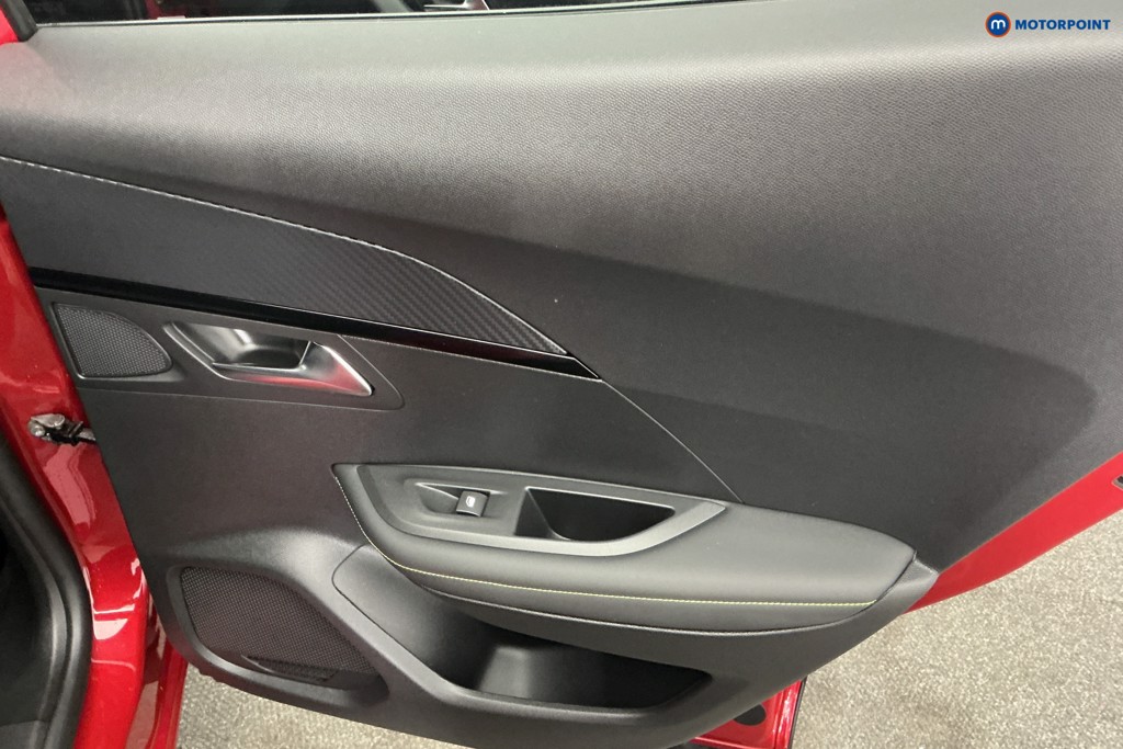 Peugeot 2008 GT Manual Petrol SUV - Stock Number (1677485) - 27th supplementary image