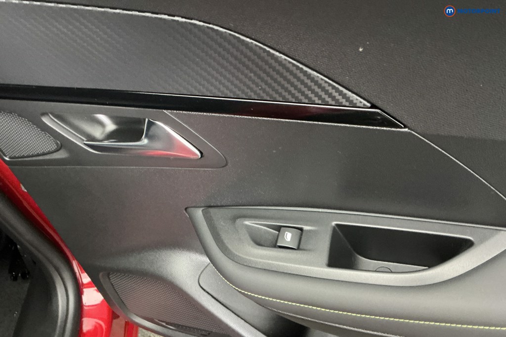 Peugeot 2008 GT Manual Petrol SUV - Stock Number (1677485) - 28th supplementary image