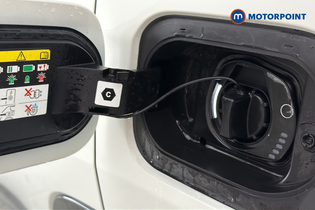 Jeep Compass S Model Automatic Petrol Plug-In Hybrid SUV - Stock Number (1677522) - 40th supplementary image