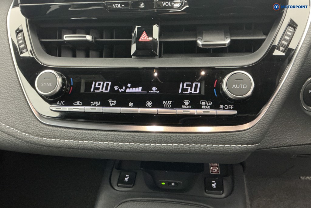 Toyota Corolla Excel Automatic Petrol-Electric Hybrid Hatchback - Stock Number (1677576) - 18th supplementary image