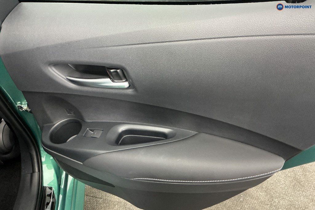 Toyota Corolla Excel Automatic Petrol-Electric Hybrid Hatchback - Stock Number (1677576) - 27th supplementary image