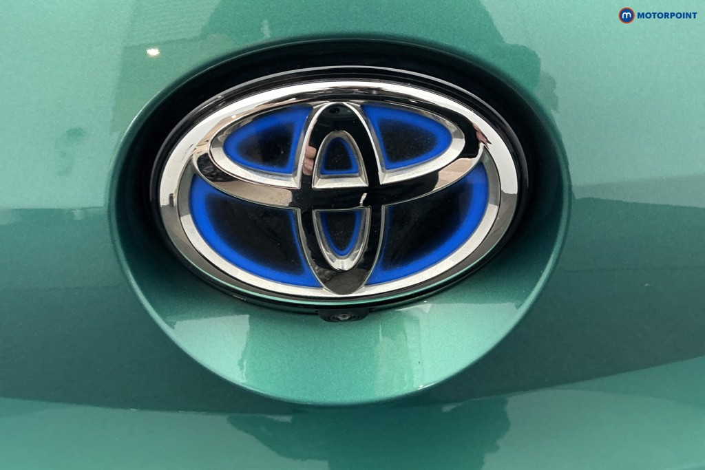 Toyota Corolla Excel Automatic Petrol-Electric Hybrid Hatchback - Stock Number (1677576) - 34th supplementary image