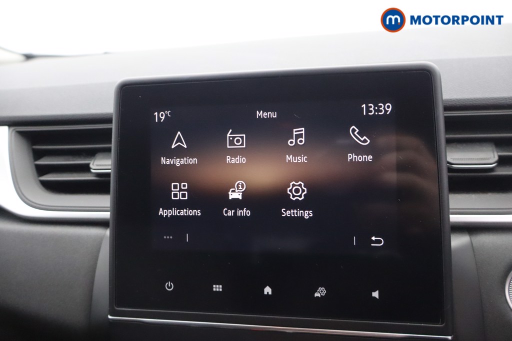 Renault Captur Iconic Manual Petrol SUV - Stock Number (1653150) - 16th supplementary image