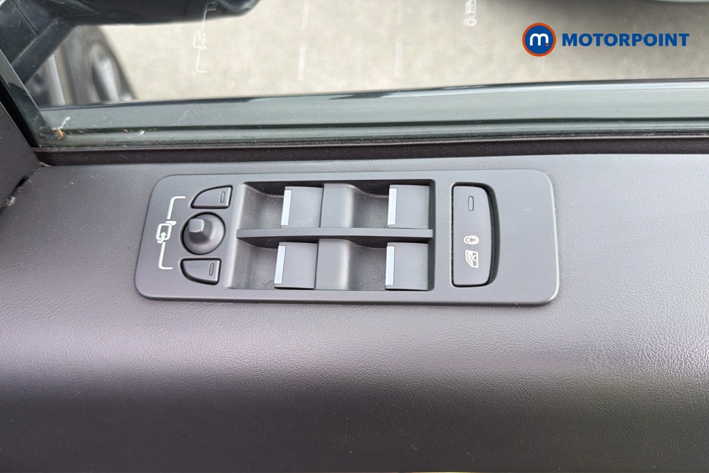 Land Rover Discovery Sport R-Dynamic Hse Automatic Petrol Plug-In Hybrid SUV - Stock Number (1657875) - 5th supplementary image