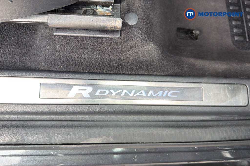 Land Rover Discovery Sport R-Dynamic Hse Automatic Petrol Plug-In Hybrid SUV - Stock Number (1657875) - 8th supplementary image