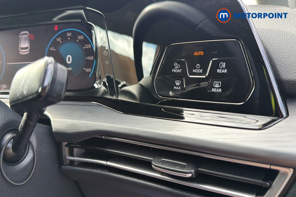 Volkswagen Golf Style Edition Manual Petrol Hatchback - Stock Number (1660360) - 11th supplementary image