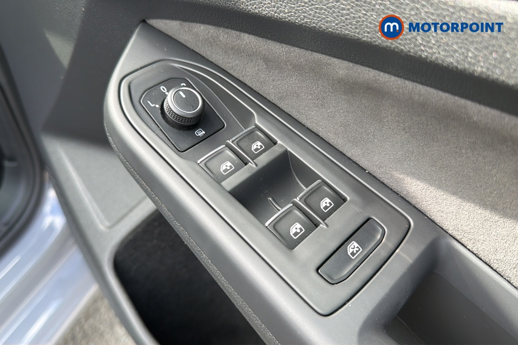 Volkswagen Golf Style Edition Manual Petrol Hatchback - Stock Number (1660360) - 19th supplementary image