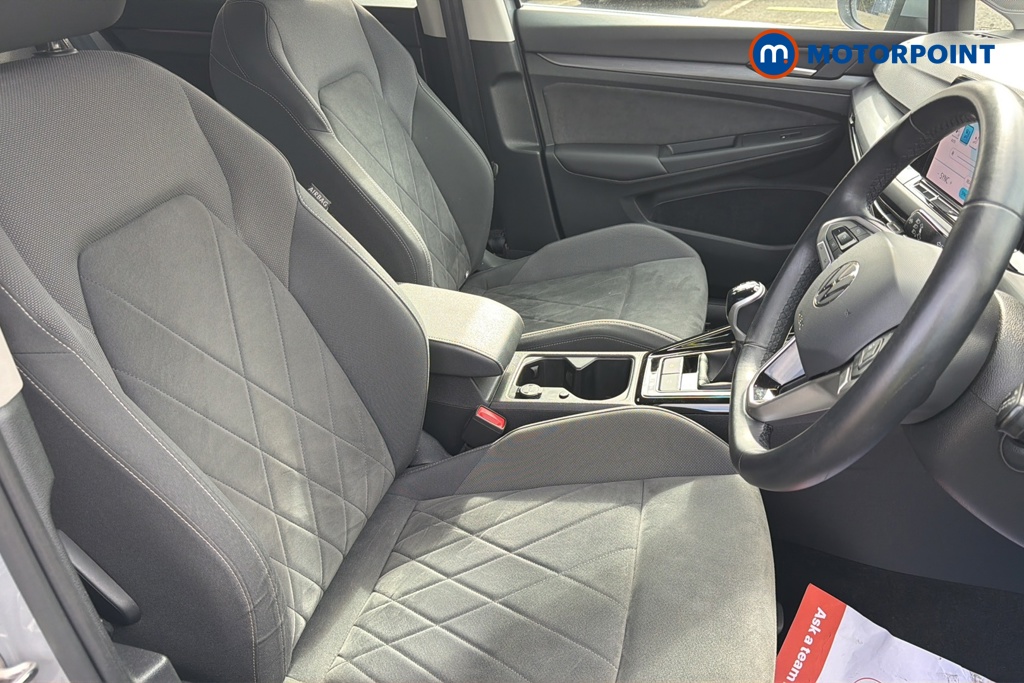 Volkswagen Golf Style Edition Manual Petrol Hatchback - Stock Number (1660360) - 22nd supplementary image