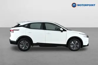 Nissan Qashqai Acenta Premium Manual Petrol SUV - Stock Number (1662312) - Drivers side