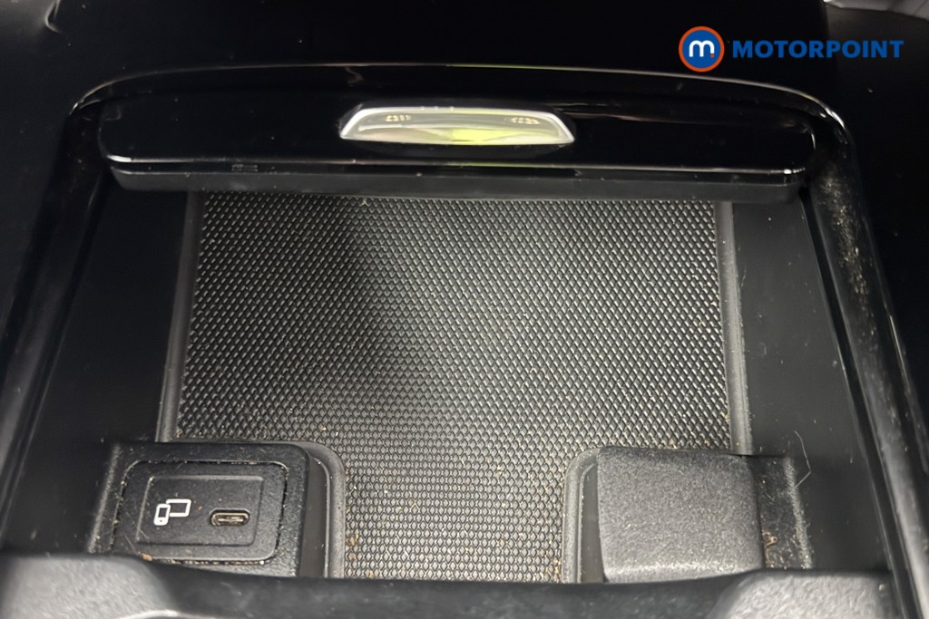 Mercedes-Benz A Class Amg Line Automatic Petrol Saloon - Stock Number (1664461) - 15th supplementary image