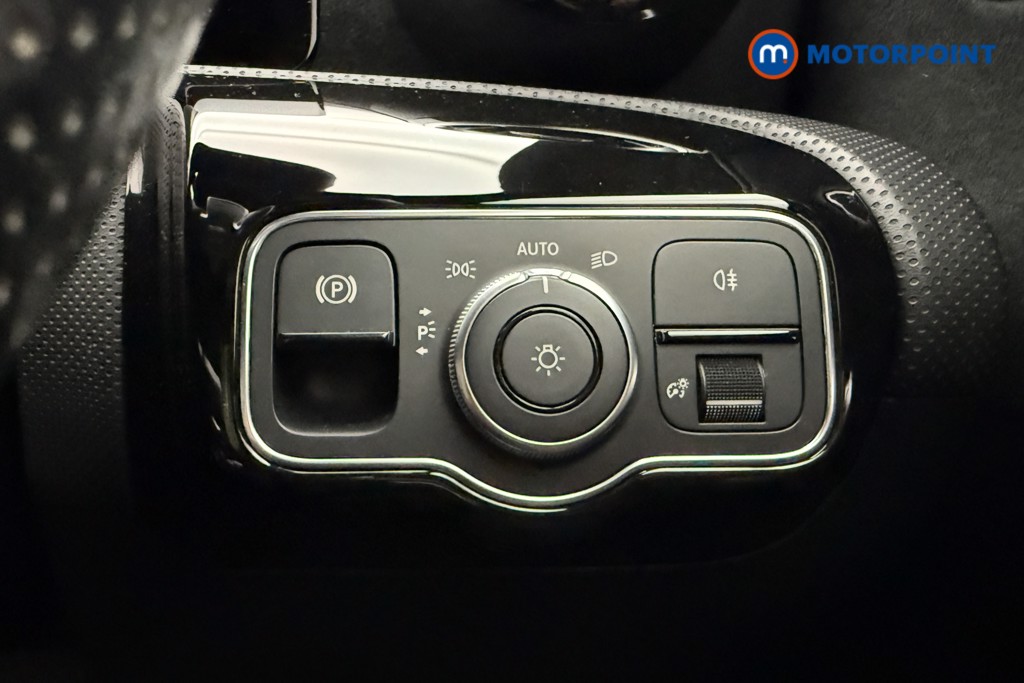 Mercedes-Benz A Class Amg Line Automatic Petrol Saloon - Stock Number (1664461) - 21st supplementary image