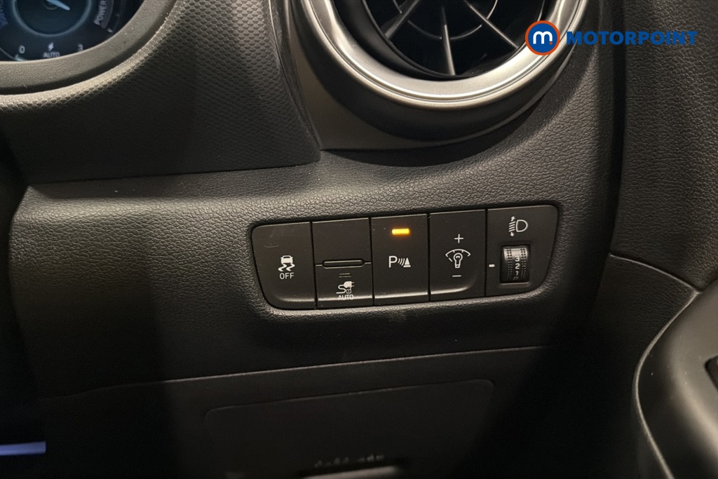 Hyundai Kona Premium Automatic Electric SUV - Stock Number (1665221) - 11th supplementary image
