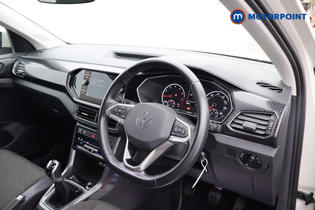 Volkswagen T-Cross SEL Manual Petrol SUV - Stock Number (1667596) - 13th supplementary image