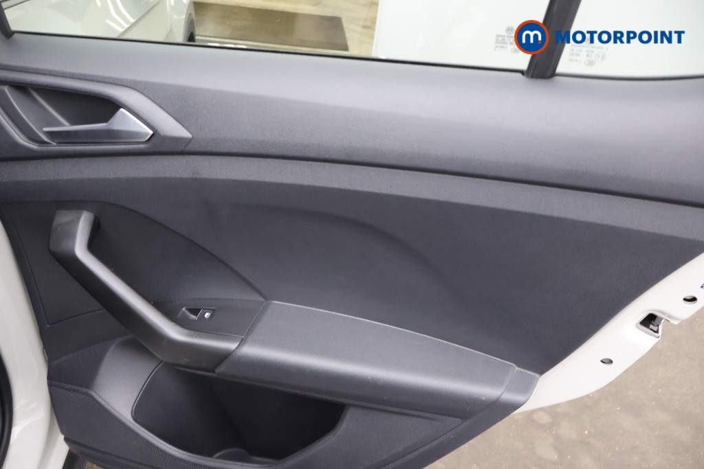 Volkswagen T-Cross SEL Manual Petrol SUV - Stock Number (1667596) - 19th supplementary image