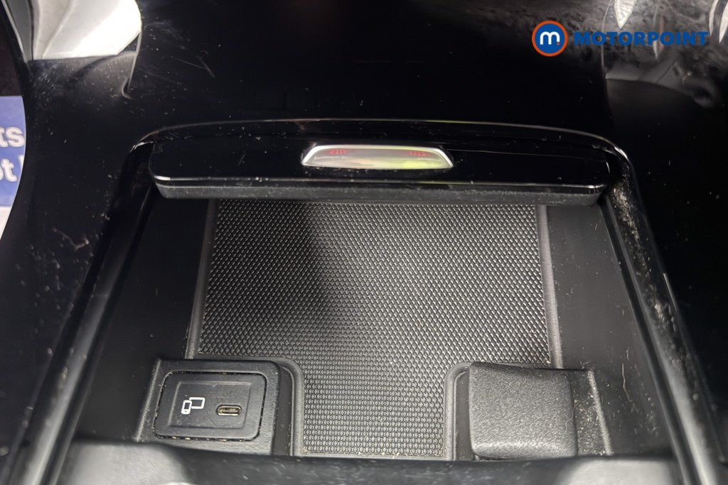 Mercedes-Benz A Class Amg Line Automatic Petrol Hatchback - Stock Number (1667734) - 16th supplementary image