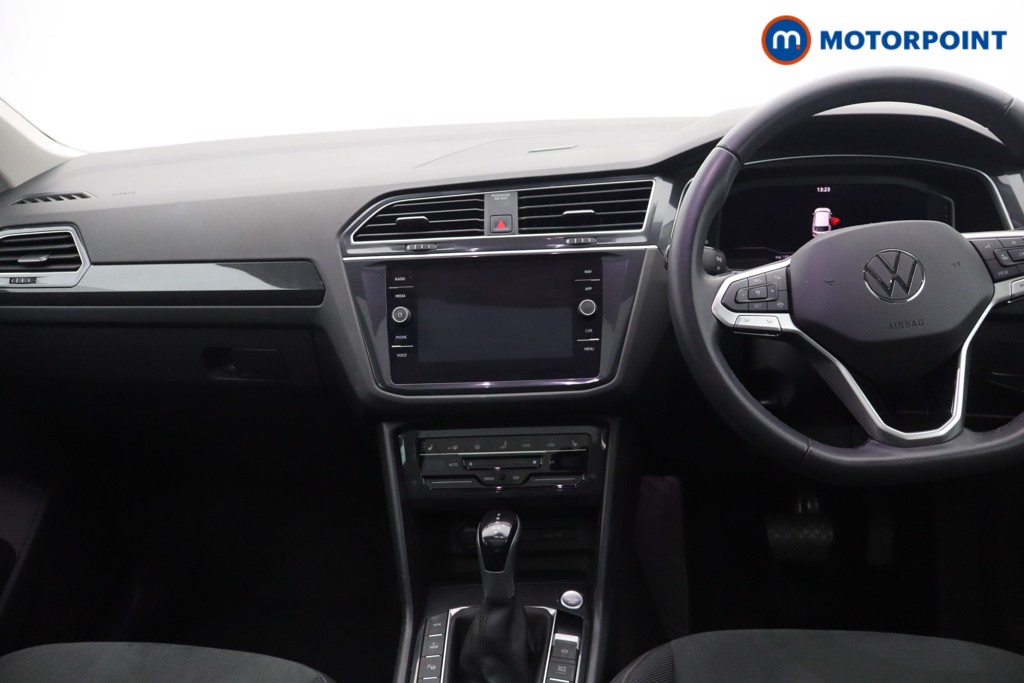Volkswagen Tiguan Elegance Automatic Petrol Plug-In Hybrid SUV - Stock Number (1668438) - 8th supplementary image