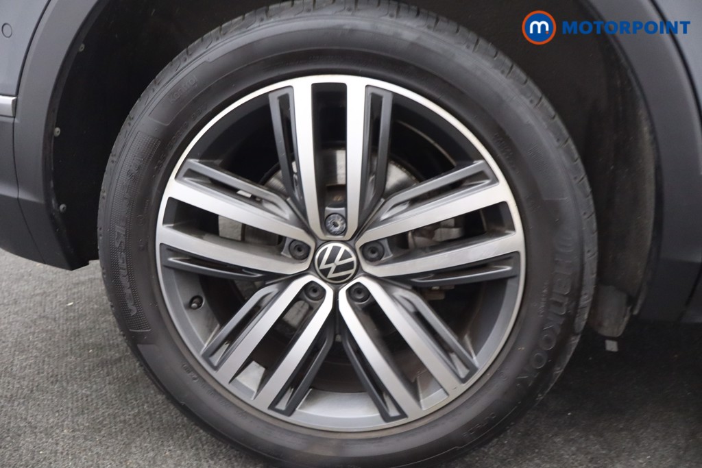 Volkswagen Tiguan Elegance Automatic Petrol Plug-In Hybrid SUV - Stock Number (1668438) - 30th supplementary image