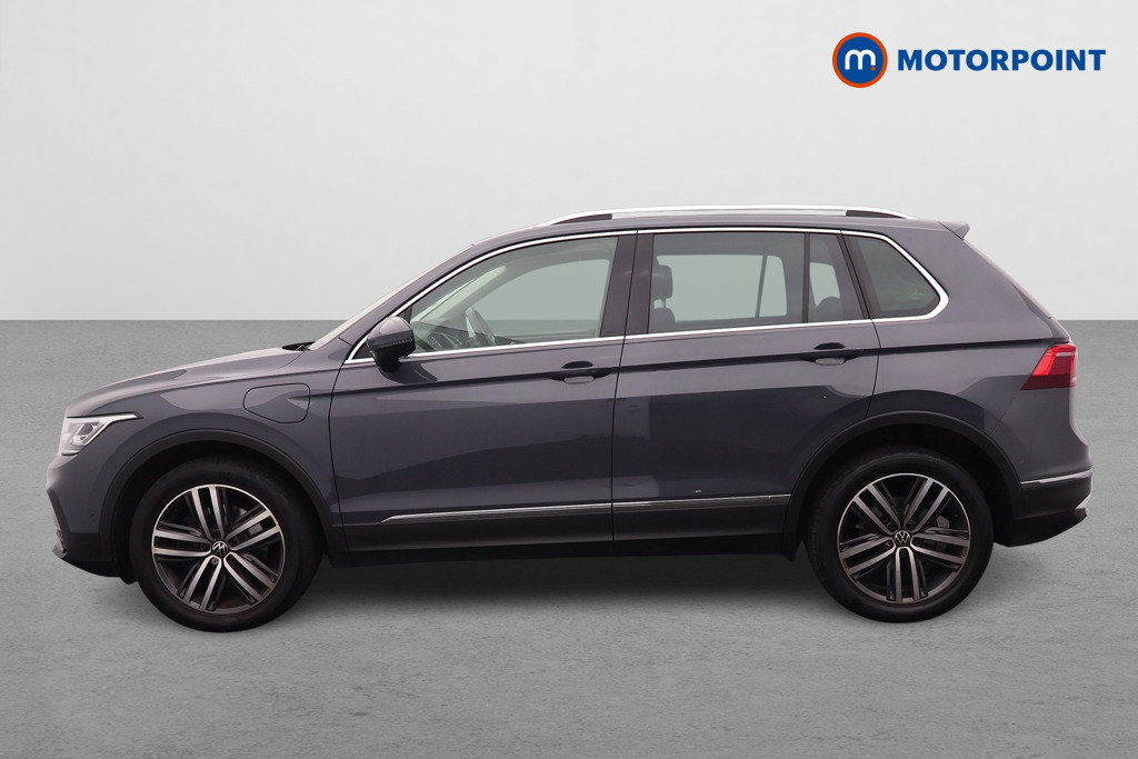Volkswagen Tiguan Elegance Automatic Petrol Plug-In Hybrid SUV - Stock Number (1668438) - Passenger side