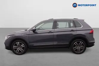 Volkswagen Tiguan Elegance Automatic Petrol Plug-In Hybrid SUV - Stock Number (1668438) - Passenger side