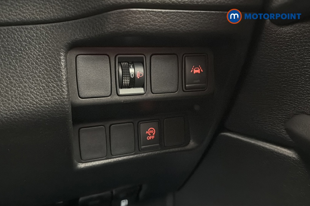 Nissan Qashqai Acenta Premium Manual Petrol SUV - Stock Number (1669710) - 11th supplementary image