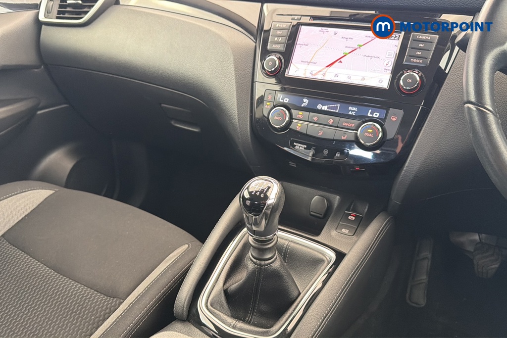 Nissan Qashqai Acenta Premium Manual Petrol SUV - Stock Number (1669710) - 15th supplementary image
