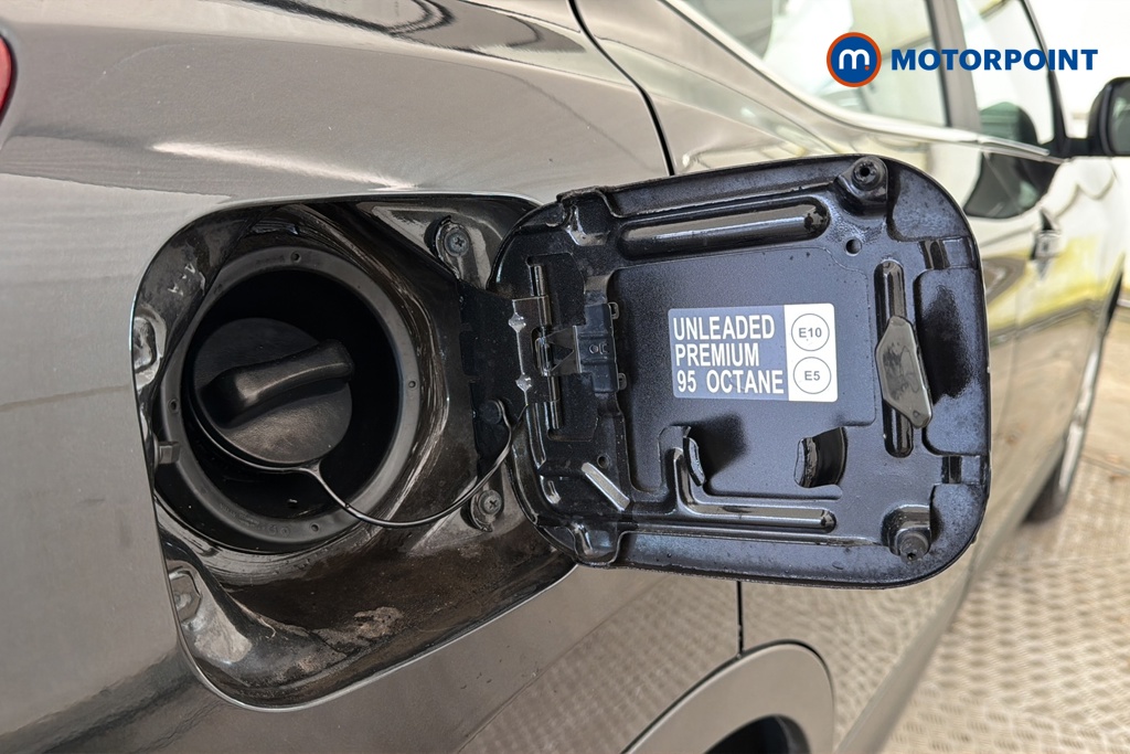 Nissan Qashqai Acenta Premium Manual Petrol SUV - Stock Number (1669710) - 41st supplementary image